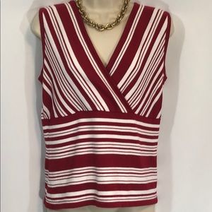 🔴 Ladies Red and white striped sleeveless V-neck top